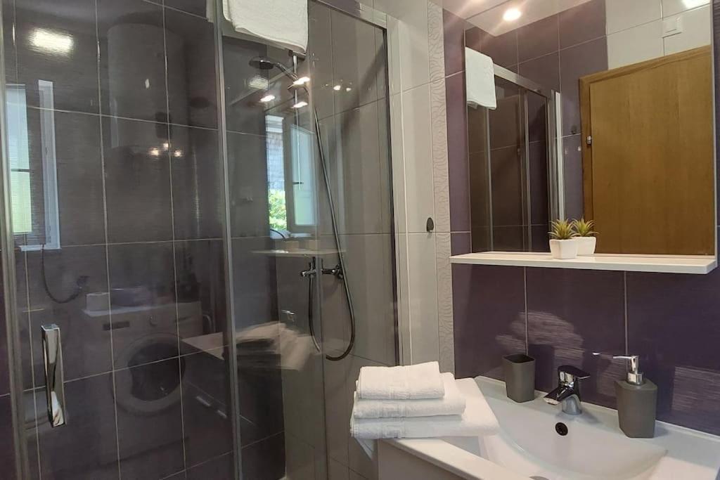 Apartman Infinity, Free Parking Dubrownik Zewnętrze zdjęcie