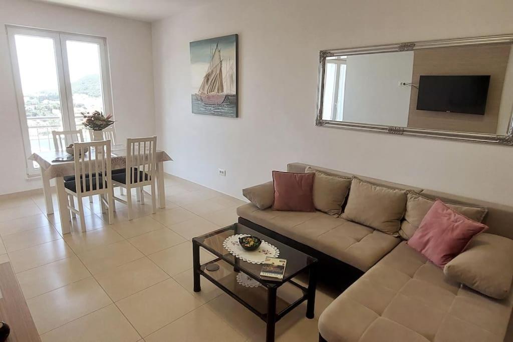 Apartman Infinity, Free Parking Dubrownik Zewnętrze zdjęcie